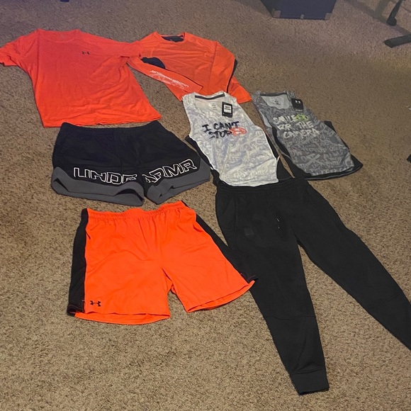 Under Armour Athletic Bundle Set - Picture 2 of 14